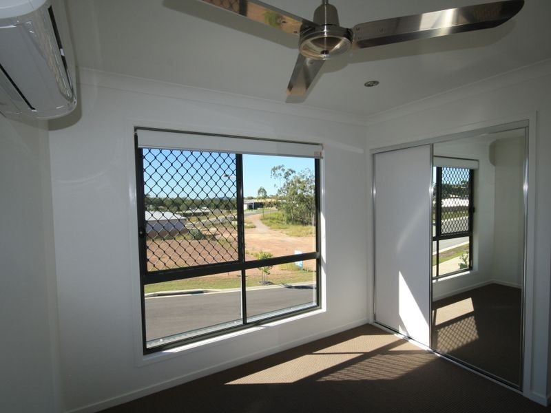 2/54 Fitzroy Street, Clinton QLD 4680