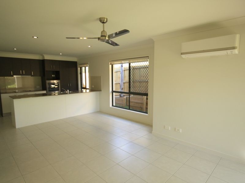 2/54 Fitzroy Street, Clinton QLD 4680