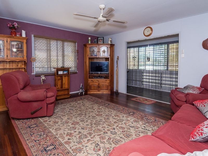 10 Geraldine Street, West Gladstone QLD 4680