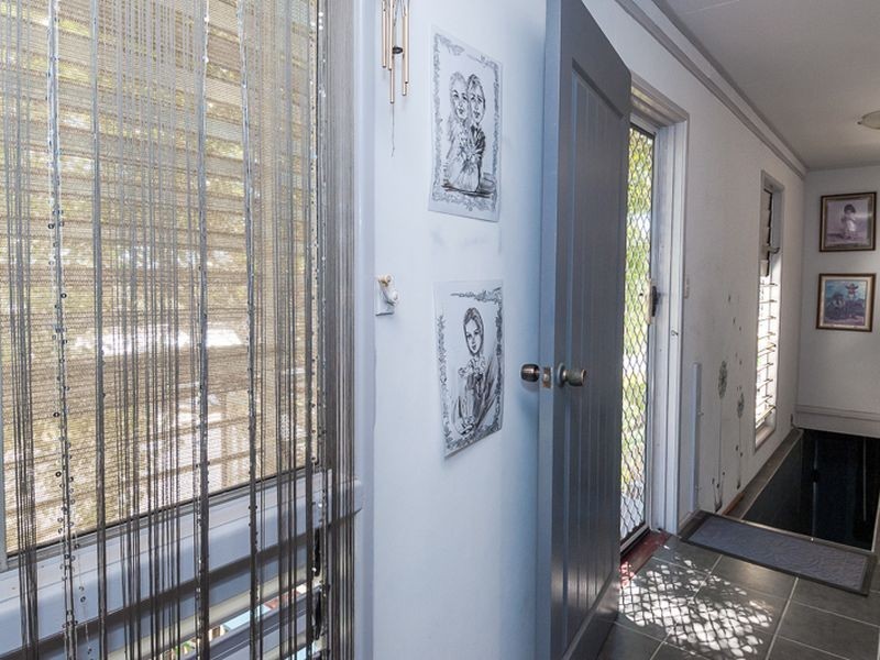 10 Geraldine Street, West Gladstone QLD 4680
