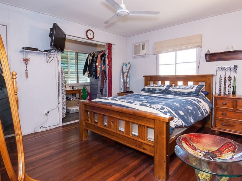 10 Geraldine Street, West Gladstone QLD 4680