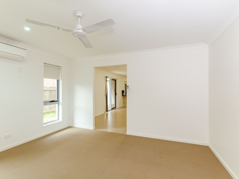 45 Petrel Street, Kirkwood QLD 4680