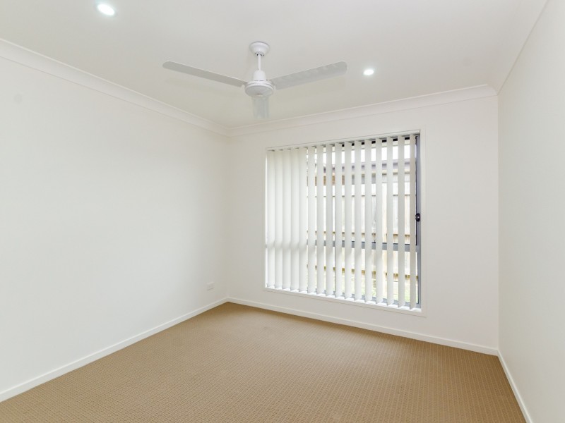 45 Petrel Street, Kirkwood QLD 4680