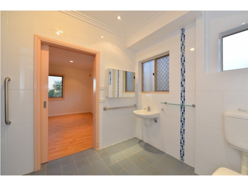 5-7 Piper Street, West Gladstone QLD 4680