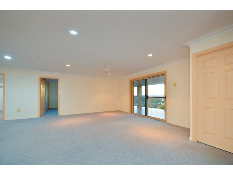 5-7 Piper Street, West Gladstone QLD 4680