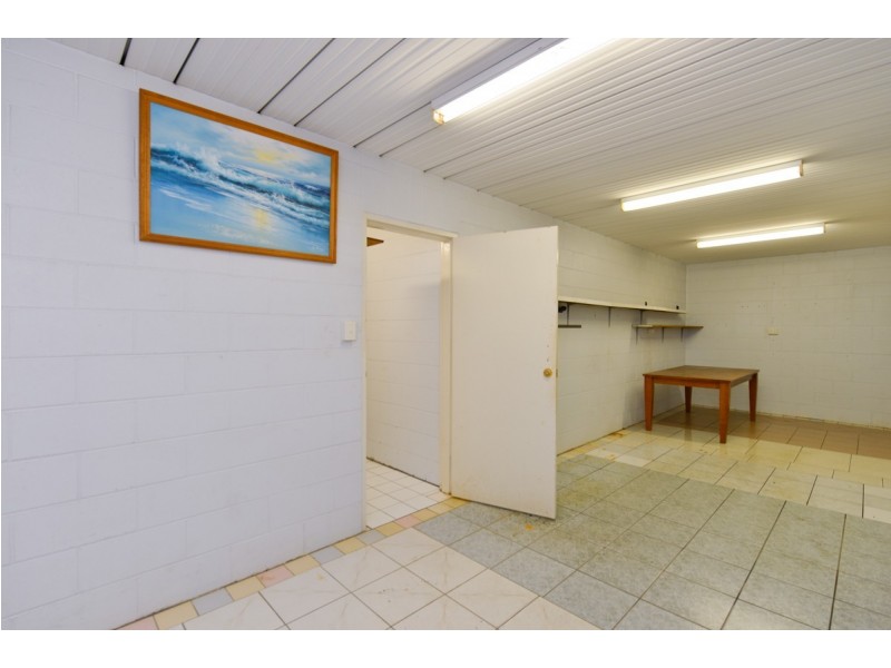 5-7 Piper Street, West Gladstone QLD 4680