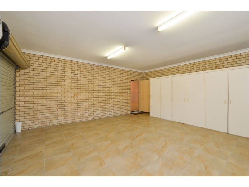 5-7 Piper Street, West Gladstone QLD 4680