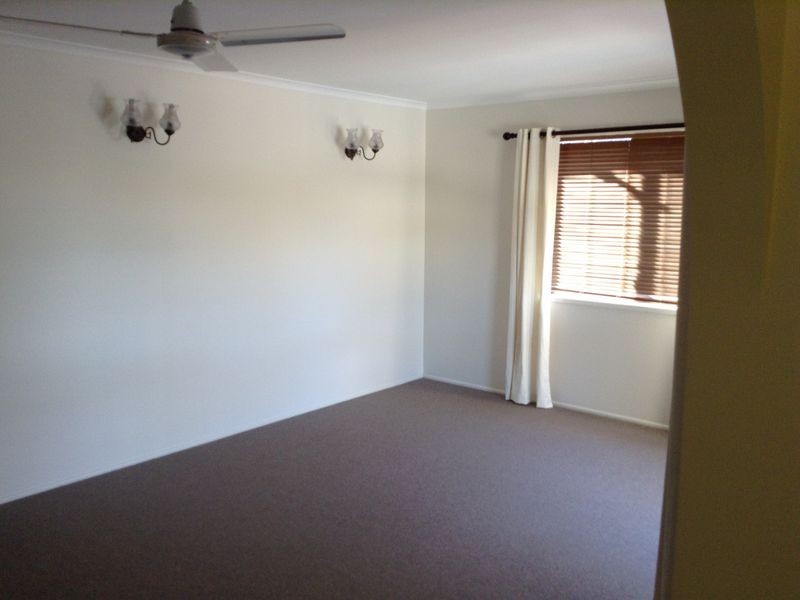 14 Far Street, West Gladstone QLD 4680