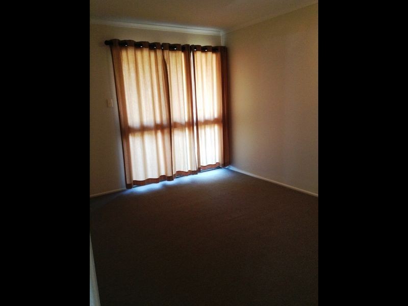 14 Far Street, West Gladstone QLD 4680