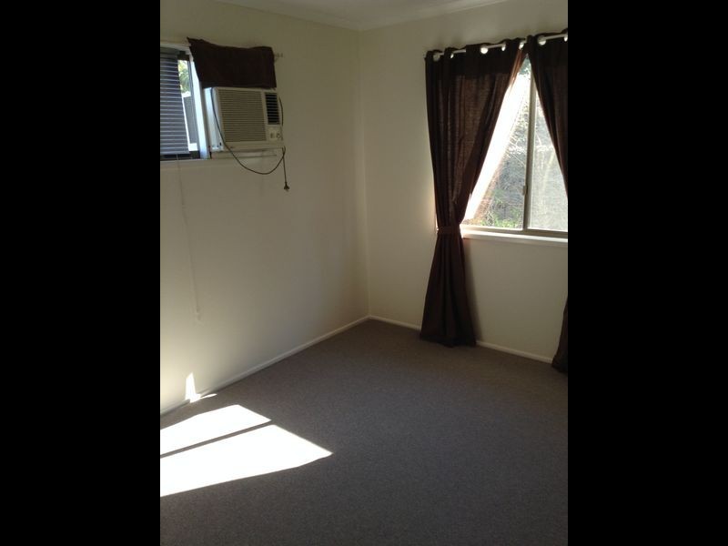 14 Far Street, West Gladstone QLD 4680