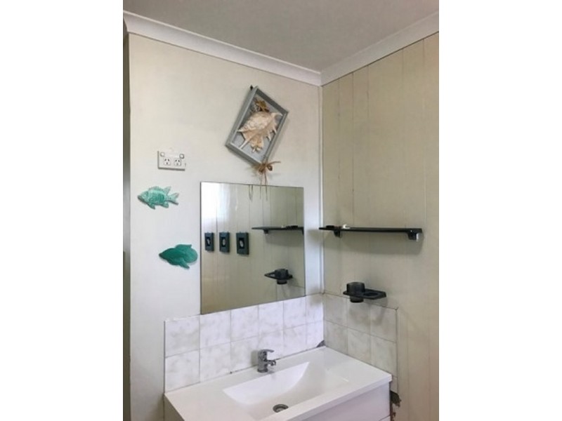 3/43 Off Lane, South Gladstone QLD 4680