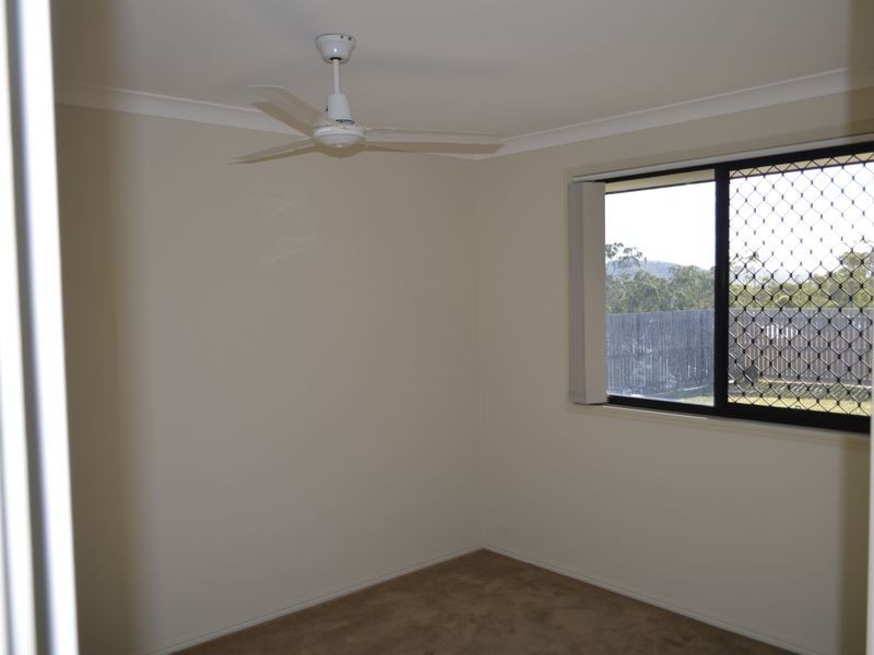 8 Wyara Close, Clinton QLD 4680