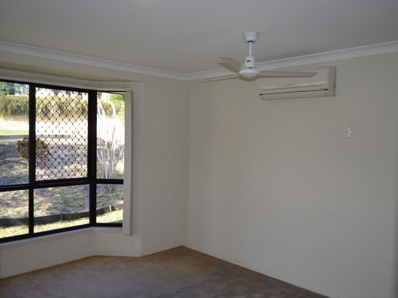8 Wyara Close, Clinton QLD 4680