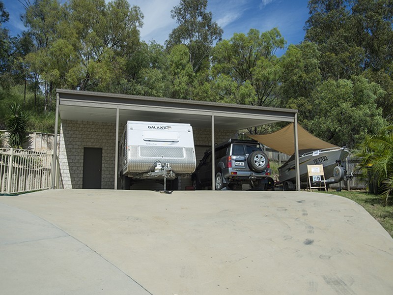 5 Jenny Lind Court, Boyne Island QLD 4680