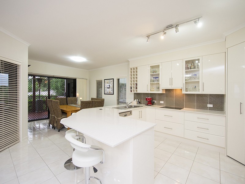 5 Jenny Lind Court, Boyne Island QLD 4680