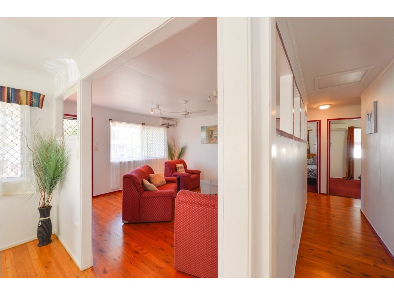 11 Drummer Street, Toolooa QLD 4680