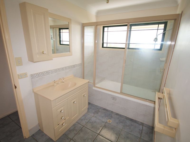 1/9-11 Rollo Street, Gladstone QLD 4680