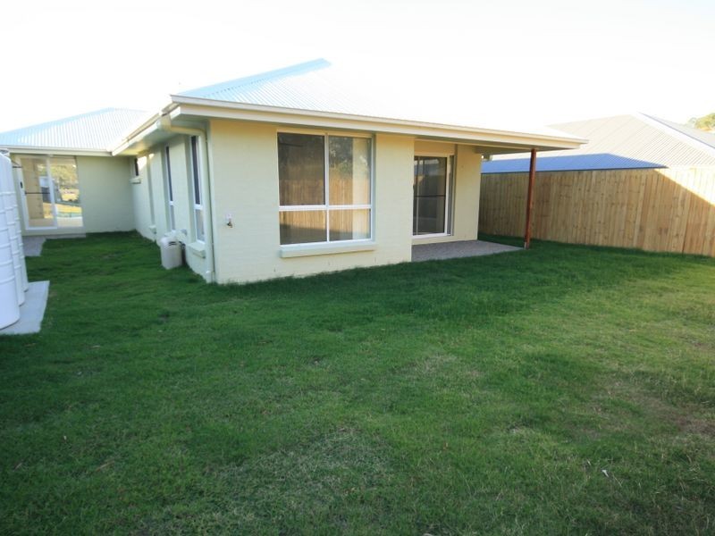 22 Bufflehead Road, Kirkwood QLD 4680