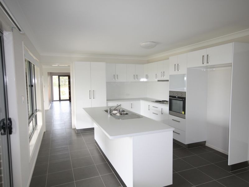 4 Hope Phillips Crescent, O’connell QLD 4680