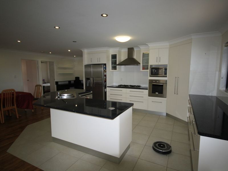 1 Monaros Court, Beecher QLD 4680