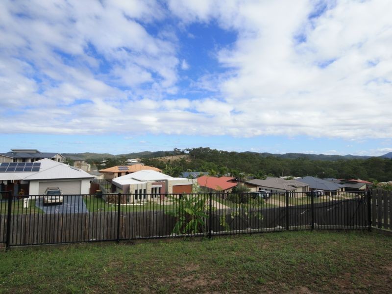 6 Wuruma Court, Clinton QLD 4680