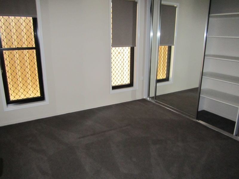 6 Phoenix Place, Telina QLD 4680