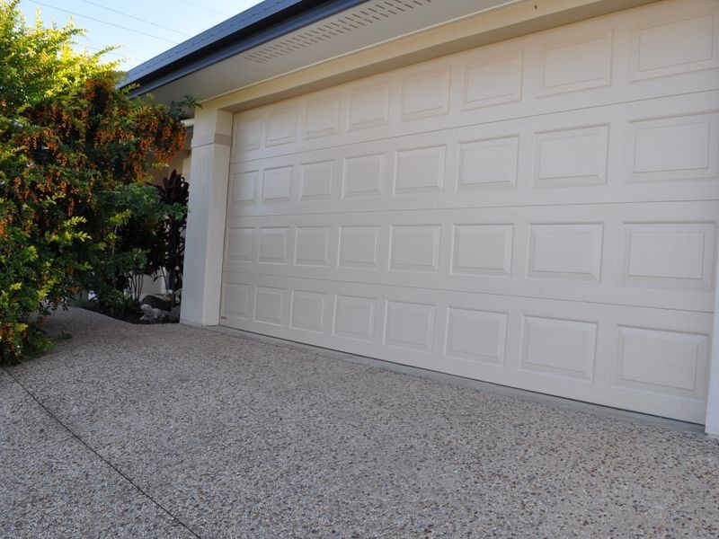 12 Willespie Place, New Auckland QLD 4680