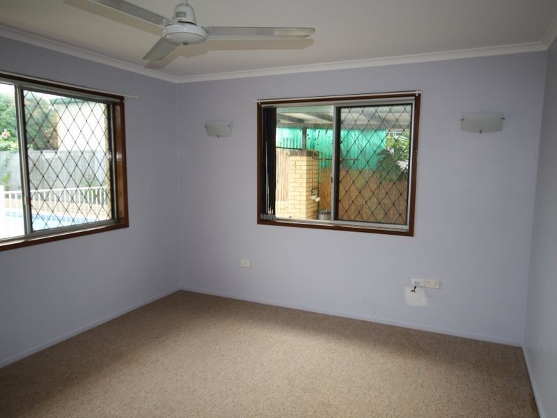 25 Cockatoo Drive, New Auckland QLD 4680