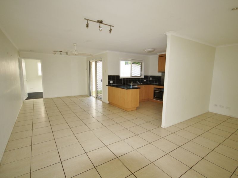 25 Agnes Street, South Gladstone QLD 4680