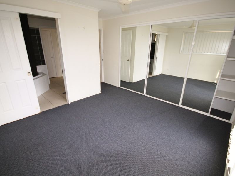 25 Agnes Street, South Gladstone QLD 4680