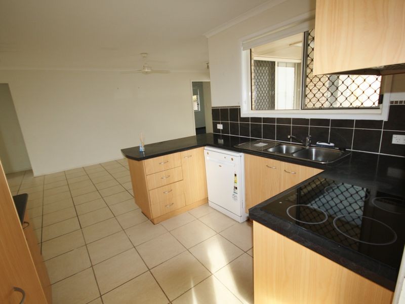 25 Agnes Street, South Gladstone QLD 4680