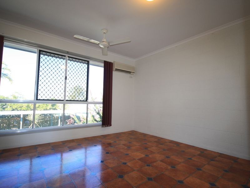 Unit 9/10 Chapman Drive, Clinton QLD 4680