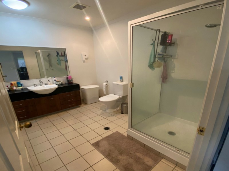 Unit 8/72 Goondoon Street, Gladstone QLD 4680