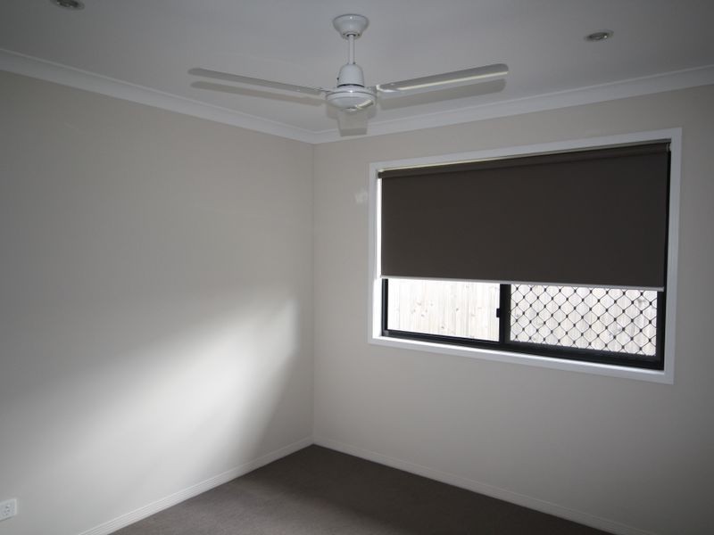 5 Iris Road, Kirkwood QLD 4680