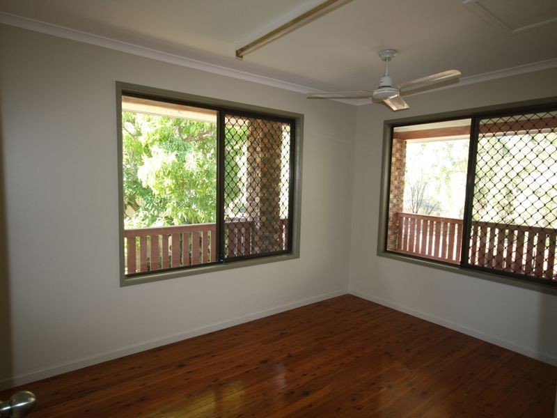 10 Perth Street, West Gladstone QLD 4680