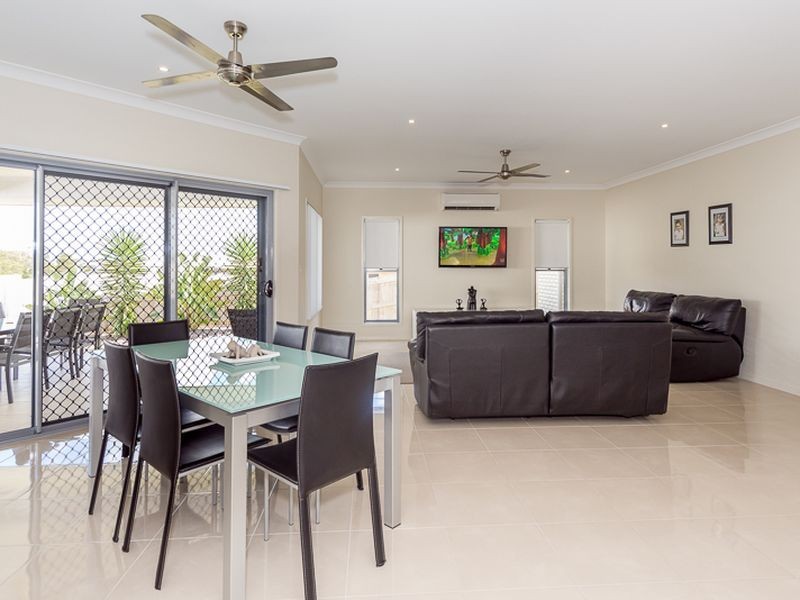 5 Palmerston Court, New Auckland QLD 4680