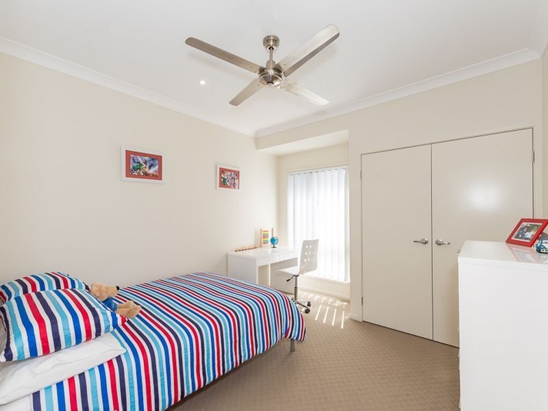 5 Palmerston Court, New Auckland QLD 4680