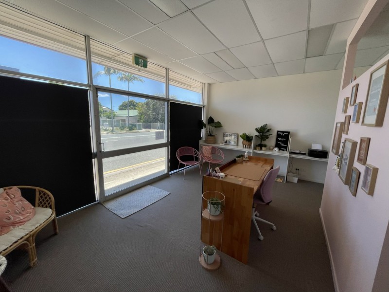 Shop 4/11 Herbert Street, Gladstone QLD 4680