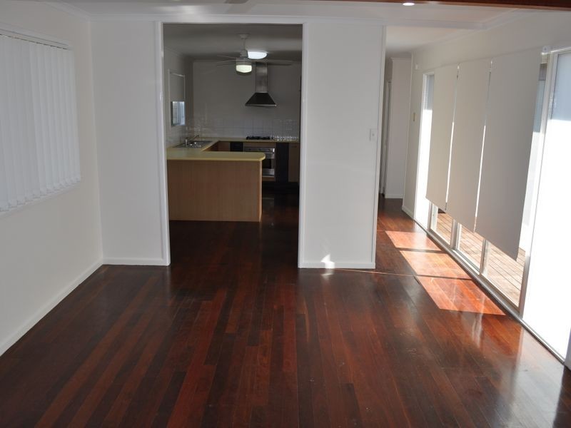 21 Cockatoo Drive, New Auckland QLD 4680