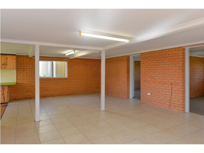 9 Eden Street, South Gladstone QLD 4680