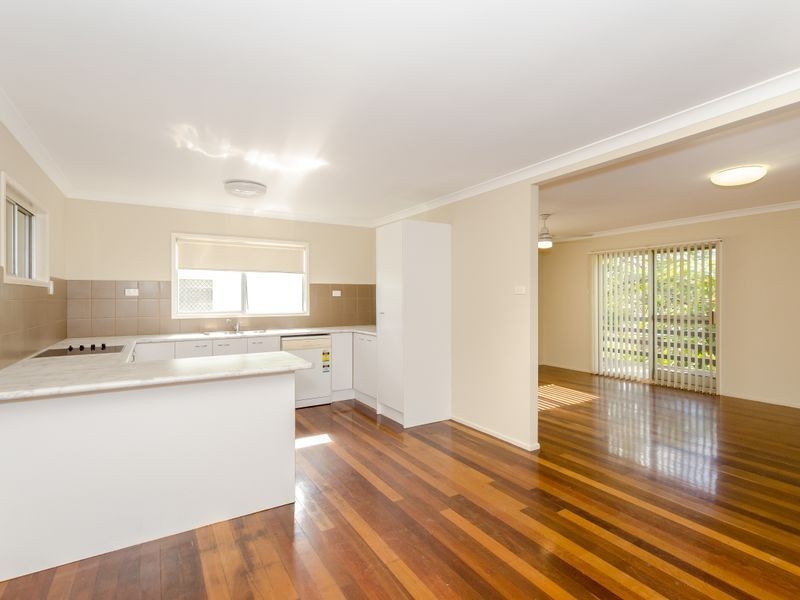 21 Penda Avenue, New Auckland QLD 4680