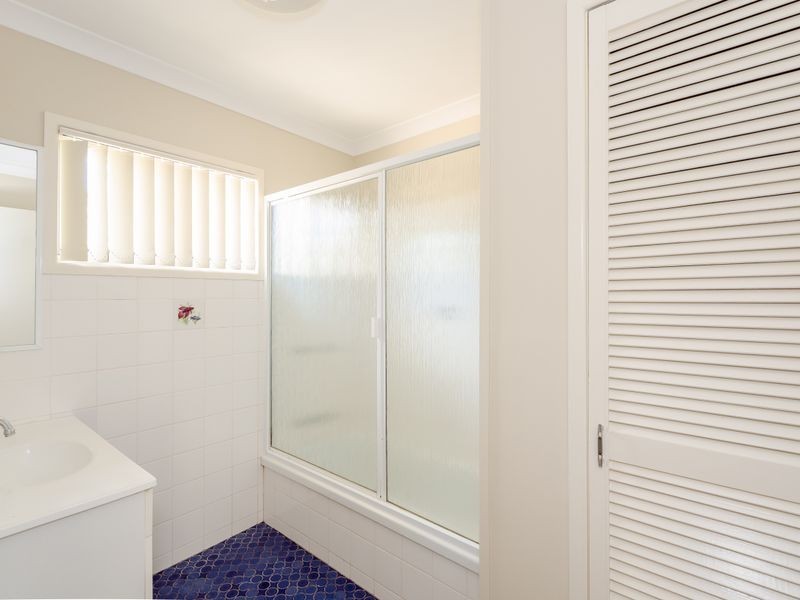 21 Penda Avenue, New Auckland QLD 4680