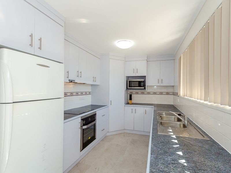 39 Dalrymple Drive, Toolooa QLD 4680