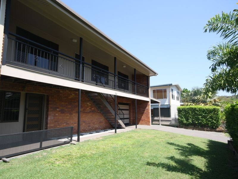 30 Venus Street, Telina QLD 4680