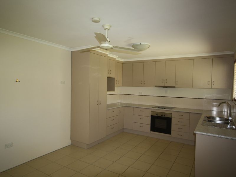 30 Venus Street, Telina QLD 4680