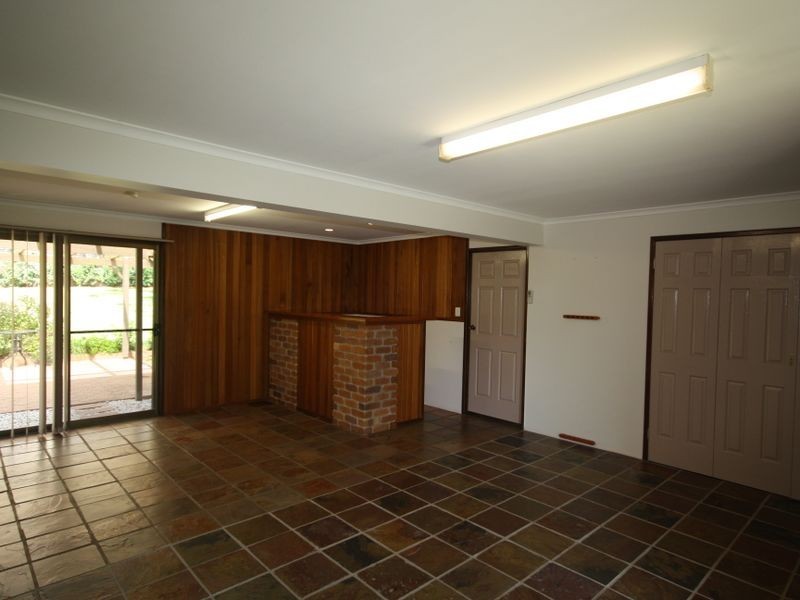 30 Venus Street, Telina QLD 4680