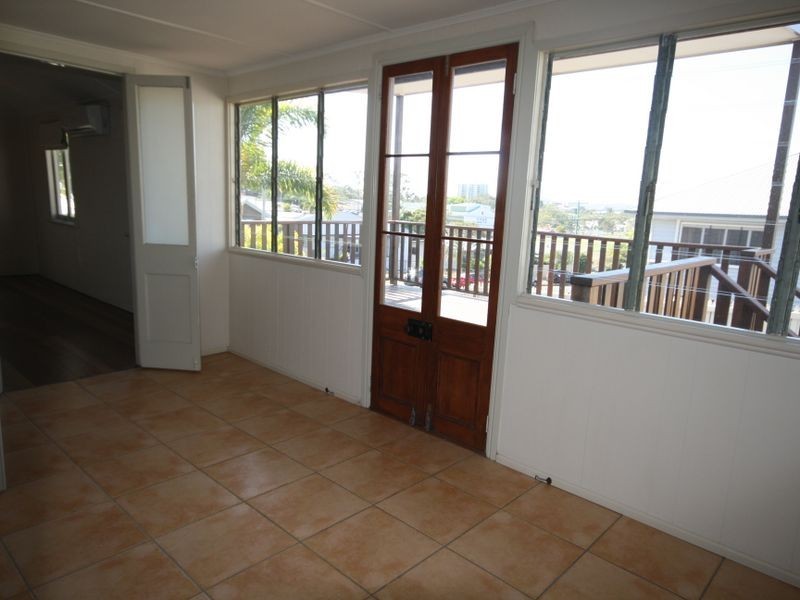 22 Boles Street, West Gladstone QLD 4680
