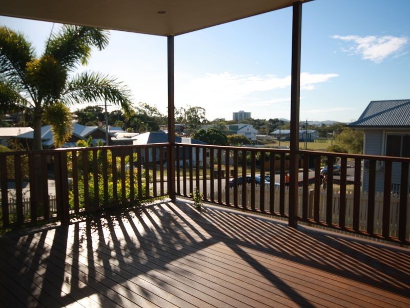22 Boles Street, West Gladstone QLD 4680