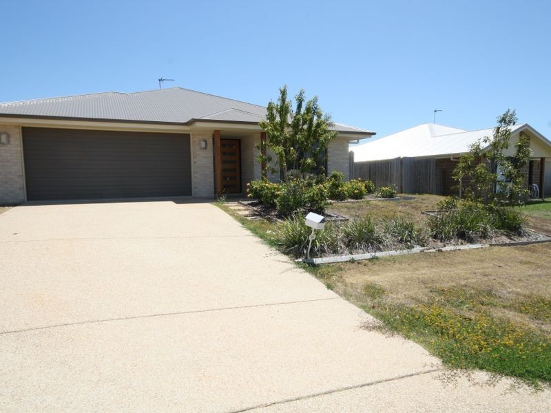 14 Woodland Court, Kirkwood QLD 4680