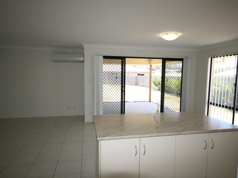 14 Woodland Court, Kirkwood QLD 4680